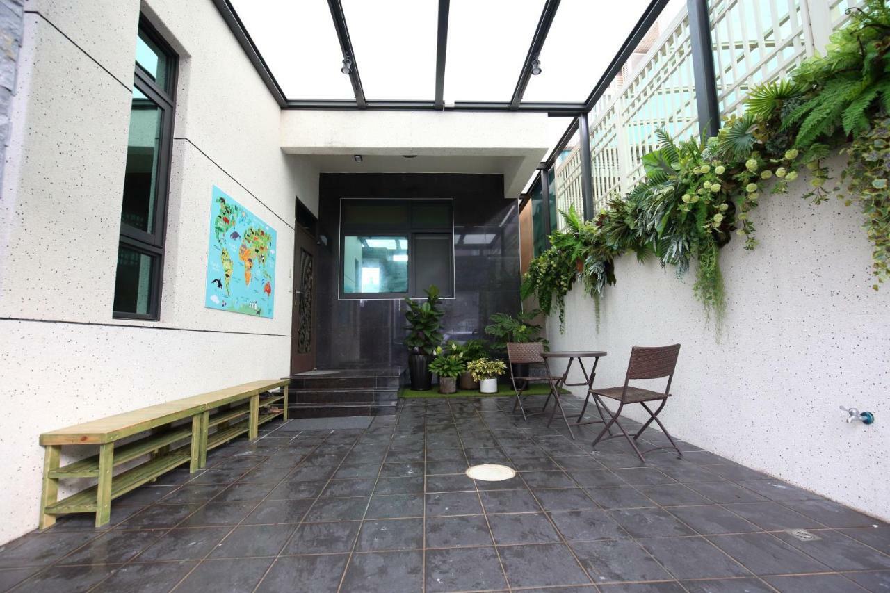 52 Travelers Home Hualien Extérieur photo